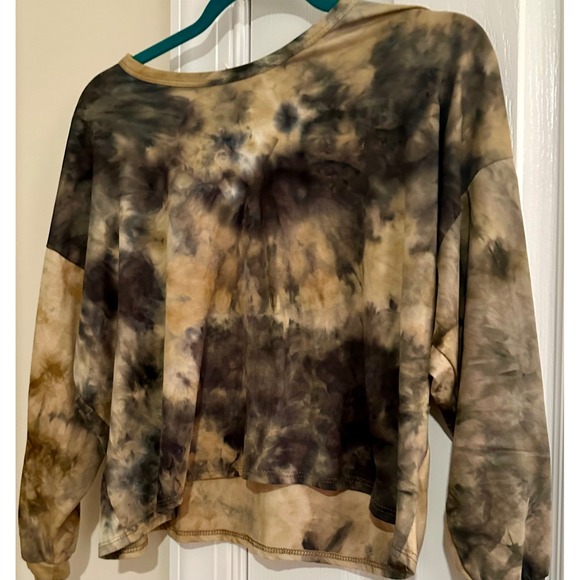 Olivia Rae Tops - Olivia RaeTie‎ Dye Pullover Top Long Sleeve Crewneck Casual Trendy small